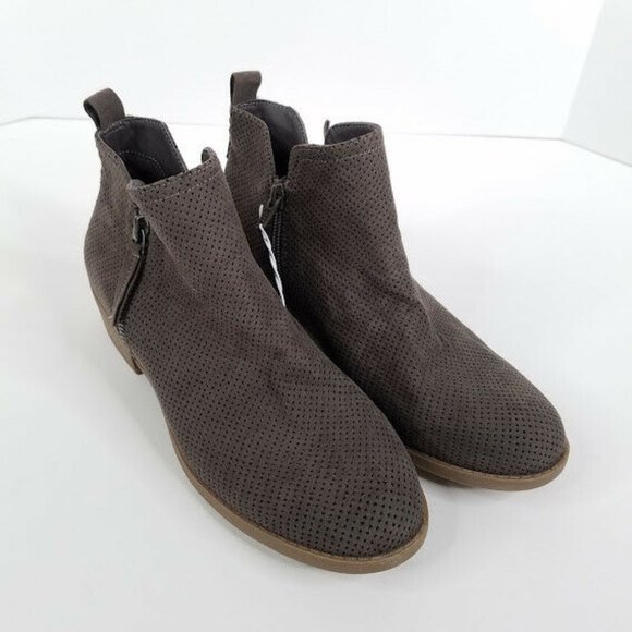 New Universal Thread Dylan Ankle Boots Size 7 - Picture 3 of 6
